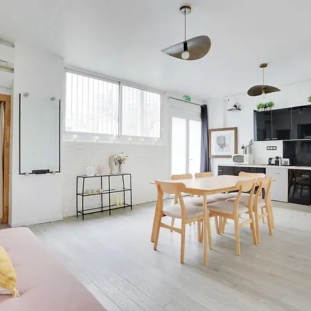 Magnificent With Ac- 3br 6p-bastille